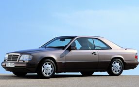 CLASE E C124 Coupe