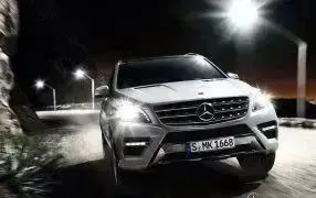CLASE M W166