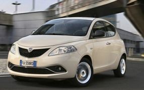 YPSILON Híbrido