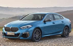 2 F44 Gran Coupe
