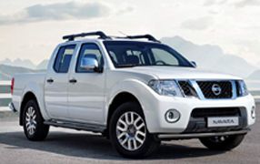 NAVARA D40 Doble cabina