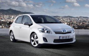AURIS Híbrido