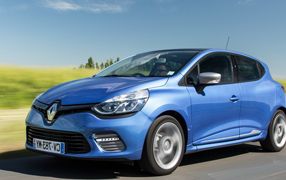 CLIO 4 GT copiloto con altura regulable