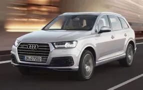 Q7 - 7 plazas